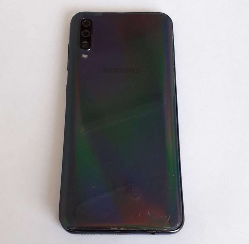 Как самостоятельно заменить аккумулятор Samsung Galaxy A50 (SM-A505, 2019) -